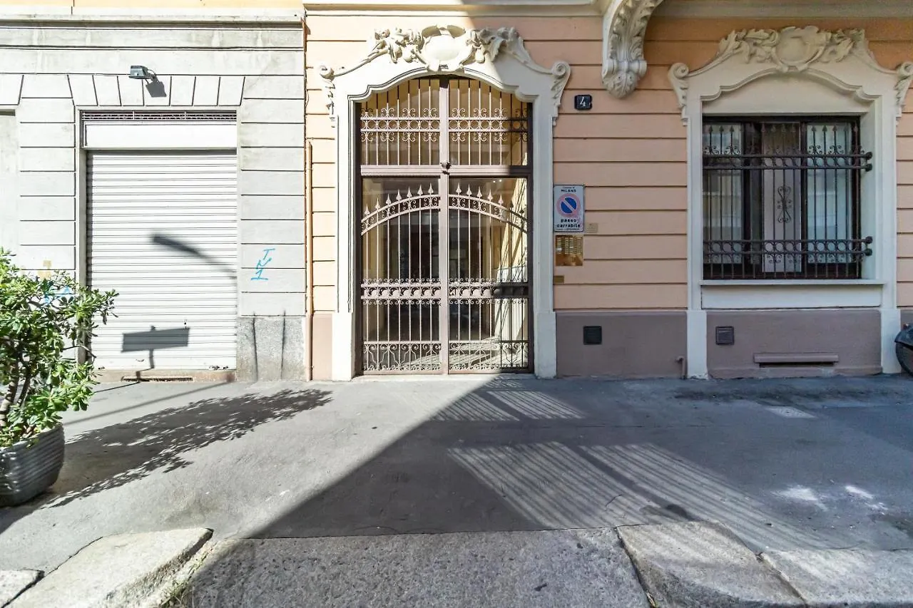 Susi'S House, Milano Via Pinaroli - By Host4U Διαμέρισμα